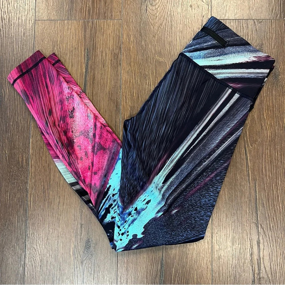 Lululemon Speed Wunder Tight Nulux
Electrobeam Speed Tight Multi SZ 8 - Picture 4 of 9